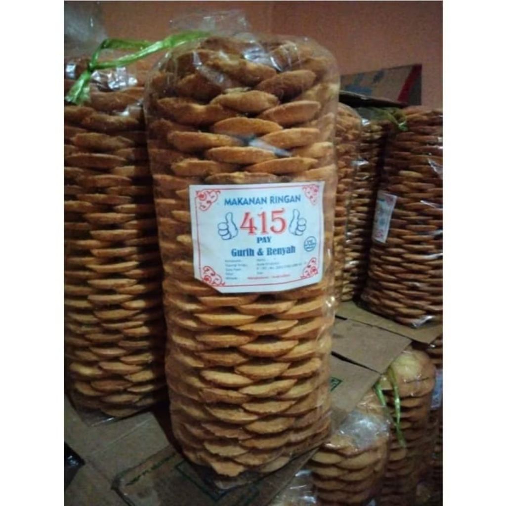 

Kue Bolu Kering S Jadul / Bolu Panggang / Kue Kering 1KG
