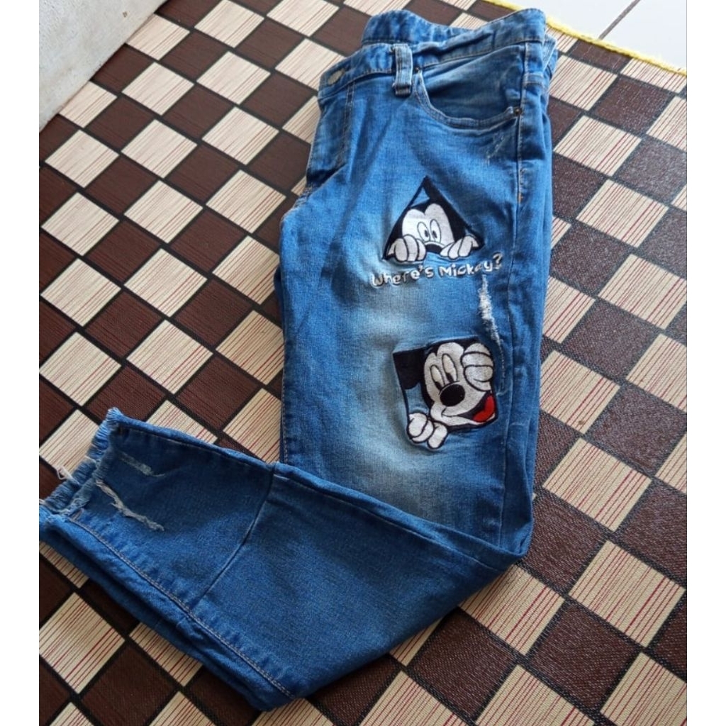 preloved jeans wanita mickey mouse