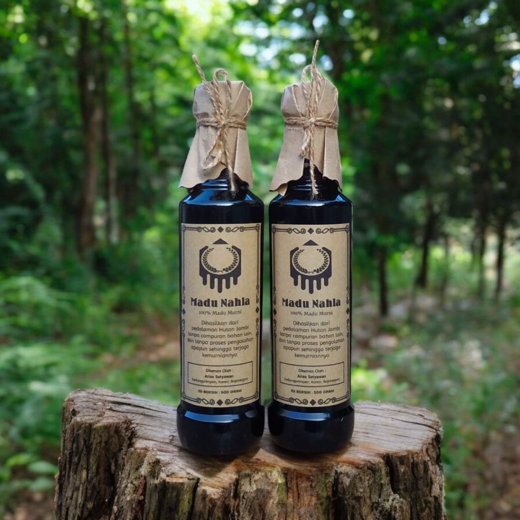 

Madu Akasia Hitam Madu Asli Murni 100% Alami Original isi 500 gram Madu Nahla