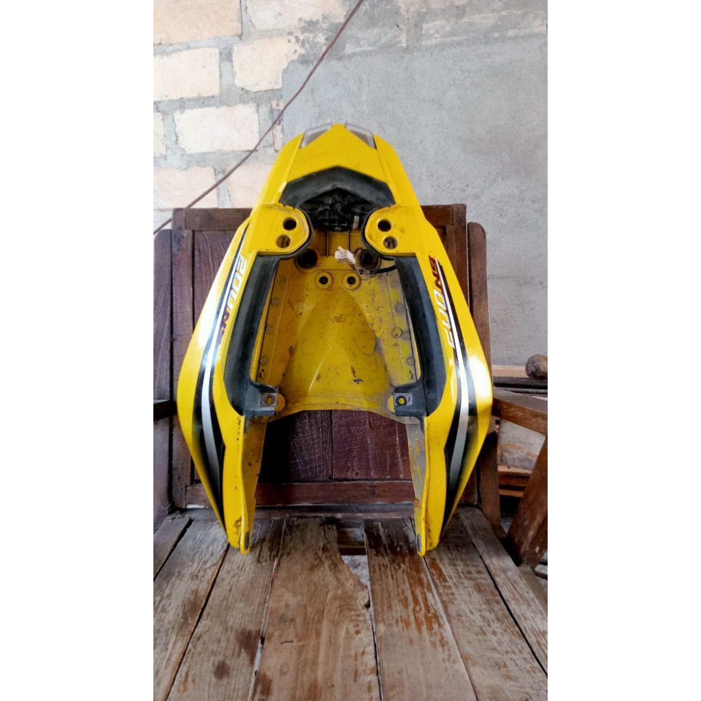 Body belakang Pulsar 200NS fullset lampu original