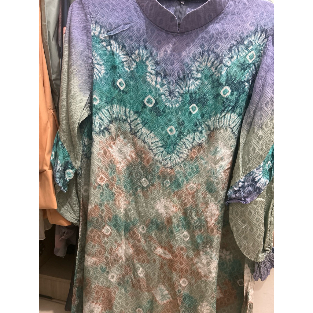 Preloved Tunik Dian Pelangi