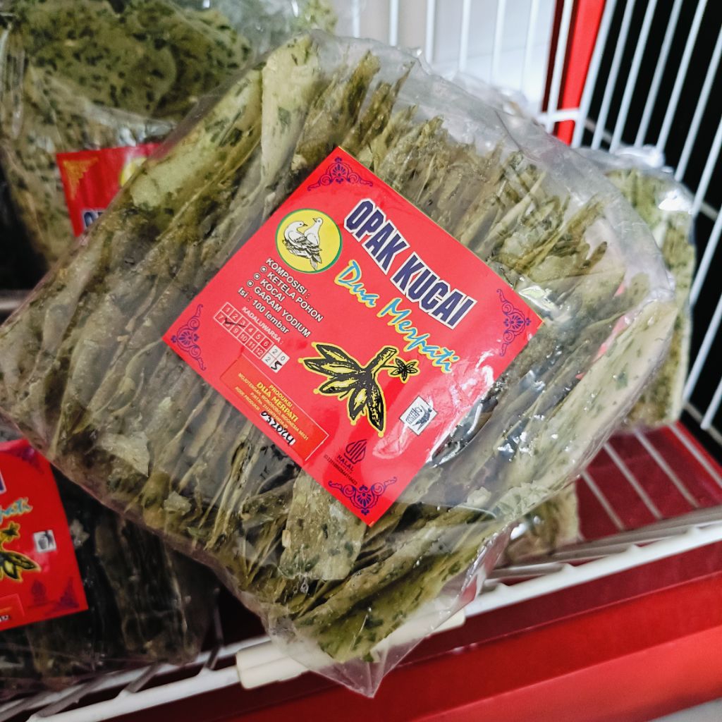 

OPAK KUCAI KALIBEBER MENTAH ISI 100 PCS OPAK KOTAK DUA MERPATI KALIBEBER WONOSOBO