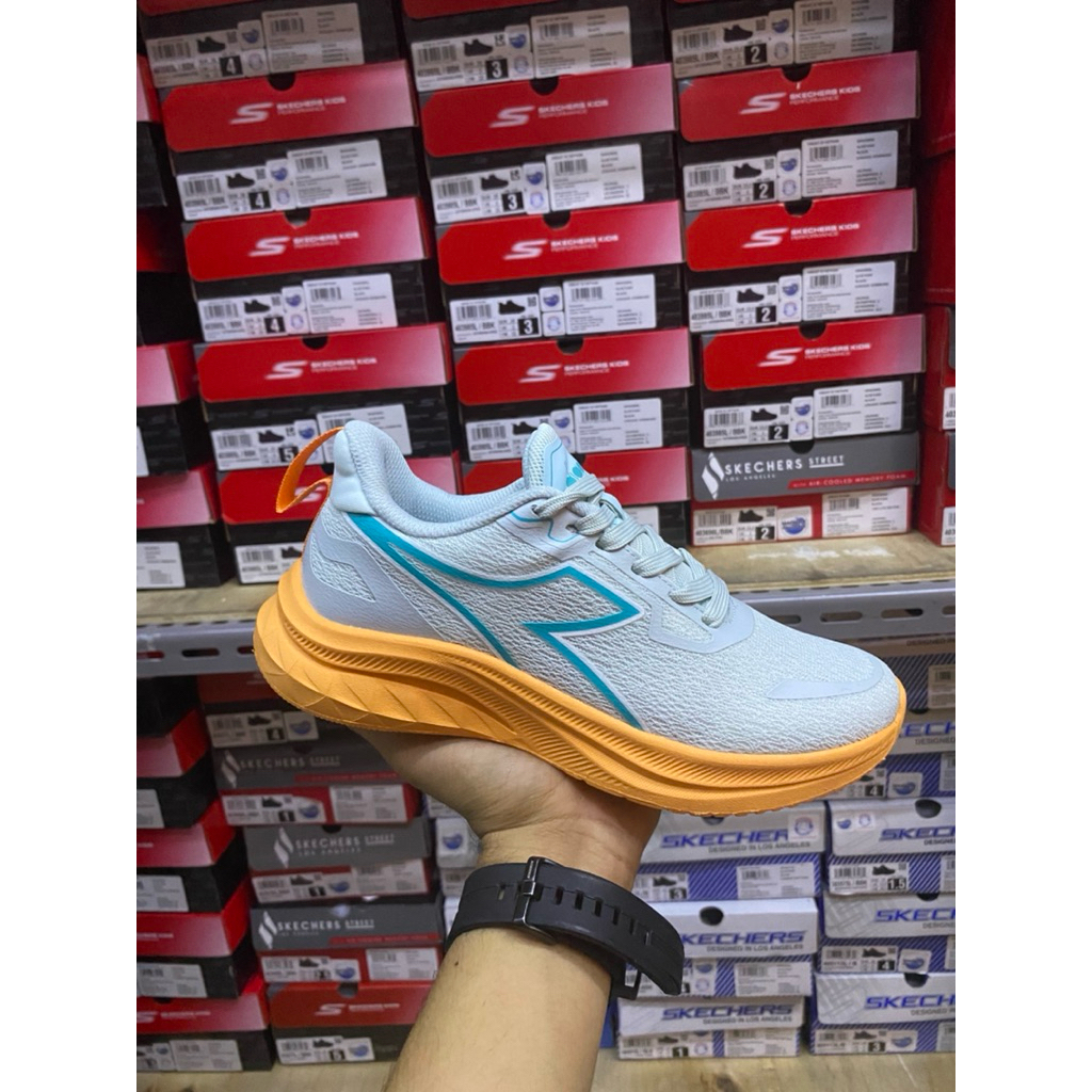 Sepatu lari wanita Diadora original /Diadora panter womens running shoes