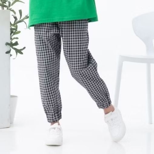 Celana Jogger Anak Perempuan Motif Kotak Kotak