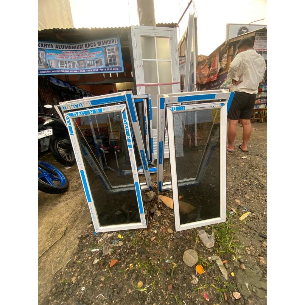 Kusen jendela alumunium ukuran 100x50