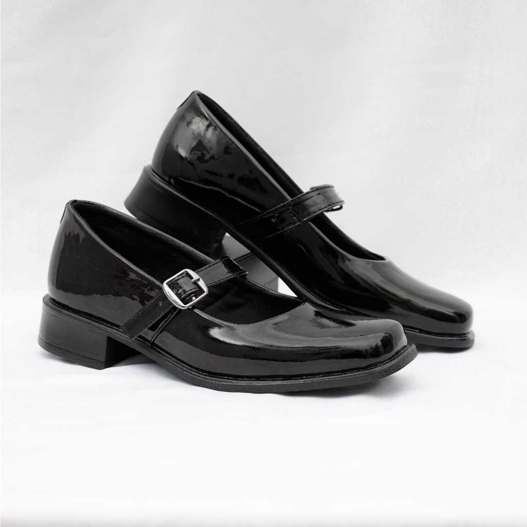 Sepatu Pantofel Paskibra Wanita Hitam Elegan