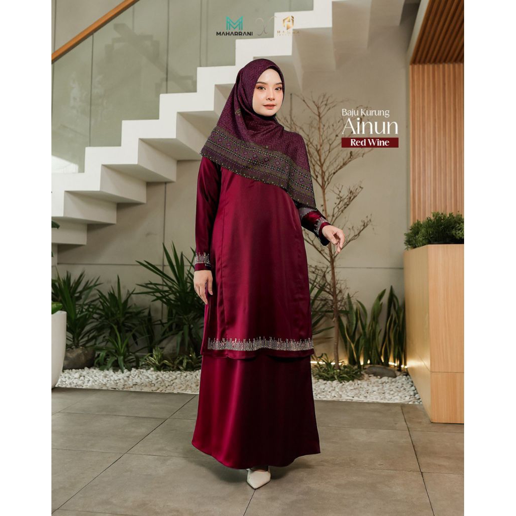 Ainun Set Maharrani/BajukurungAinun/setelankerja/bajukurungmelayu