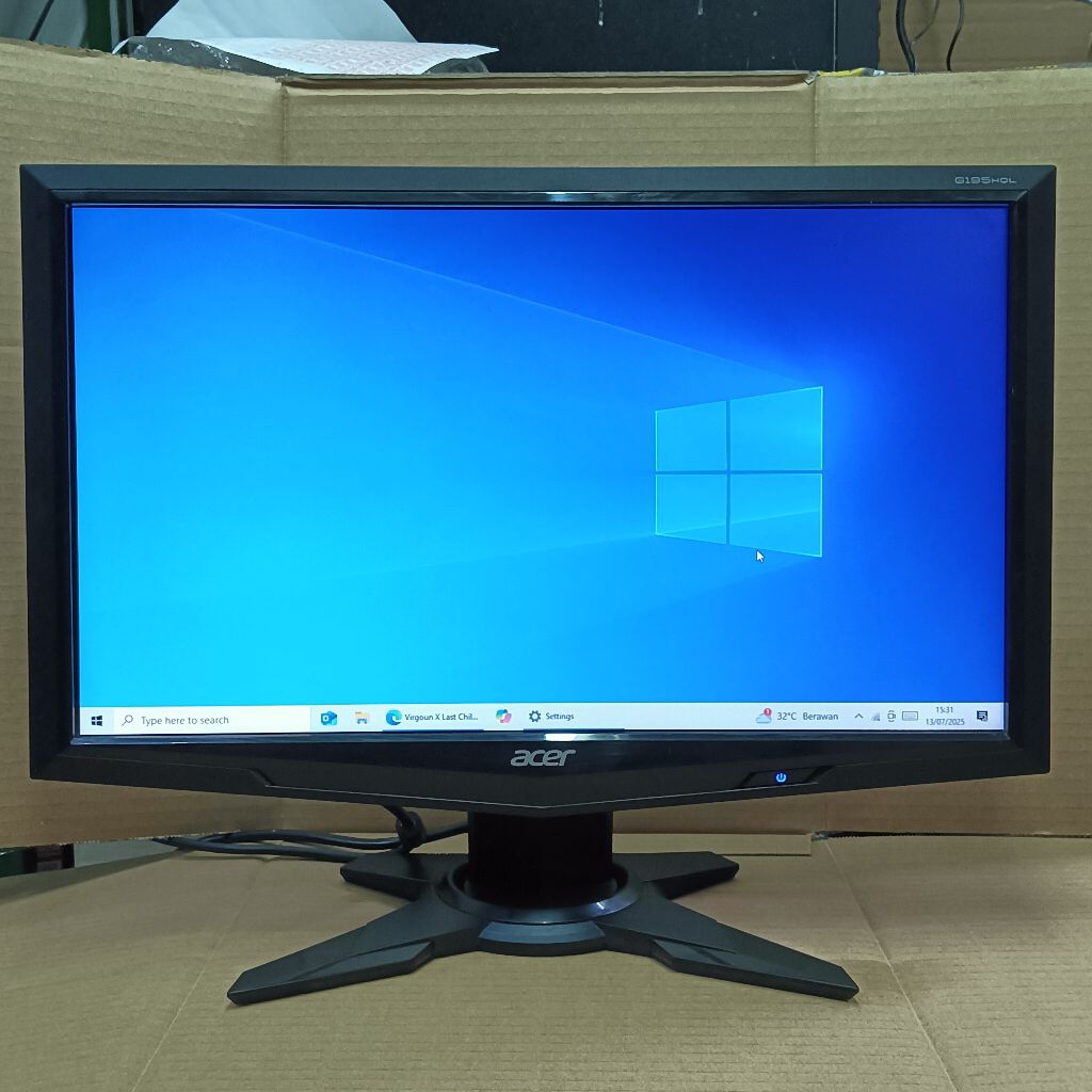Monitor Acer 19 Inch no minus