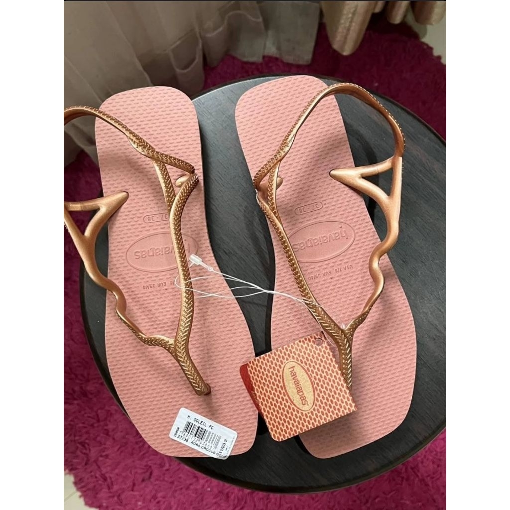(NEW✨️) Havaianas Soleil Cruz Sandals in rosegold