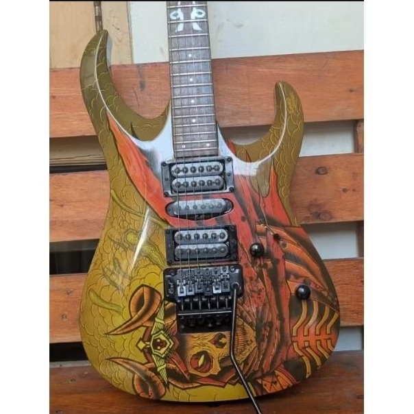 Cort X-6 WS 2010 - Dave Quiggle Artwork Guitar / Gitar
