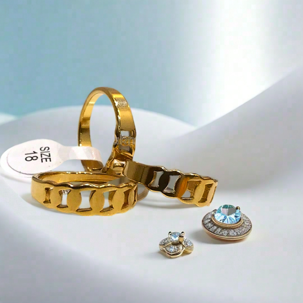 Cincin Titanium Warna Gold Anti Karat / Cincin Tunangan Titanium