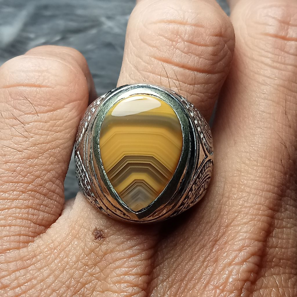 akik Karang Nunggal motif tetes air unik antik