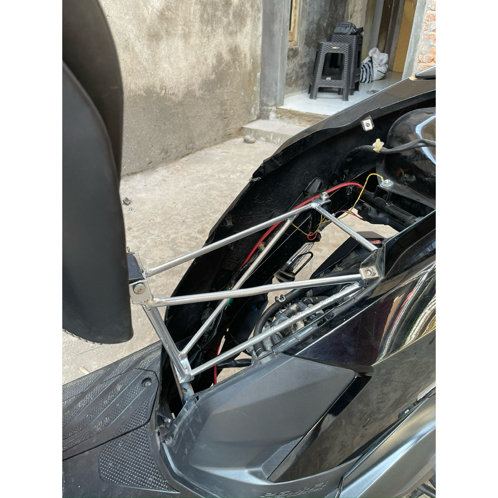 Subframe bagasi Vario Beat