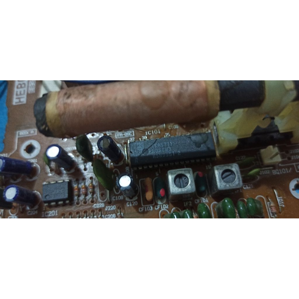 mesin radio polytron dgn ic tea 5711