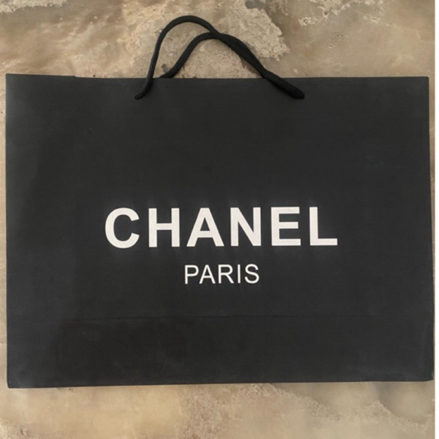 

PAPER BAG CHANEL