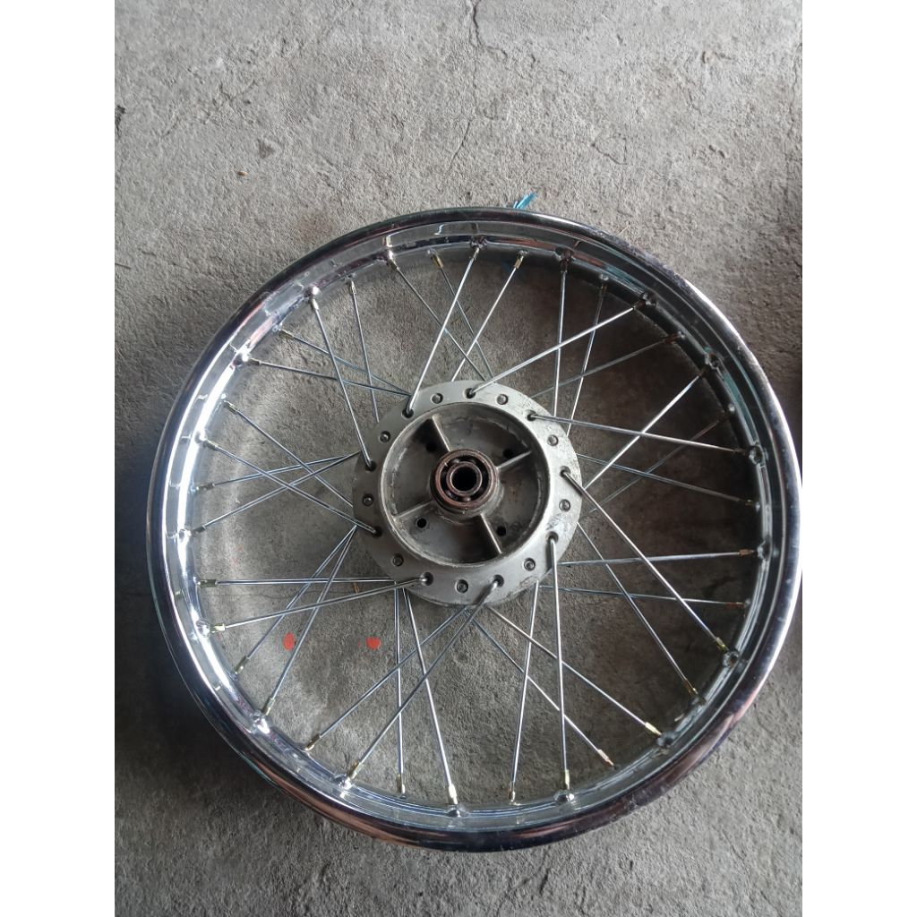 VELG BELAKANG JARI JARI ORIGINAL COPOTAN SUPRA LAMA,REVO FIT, REVO LAMA, SUPRA X 125