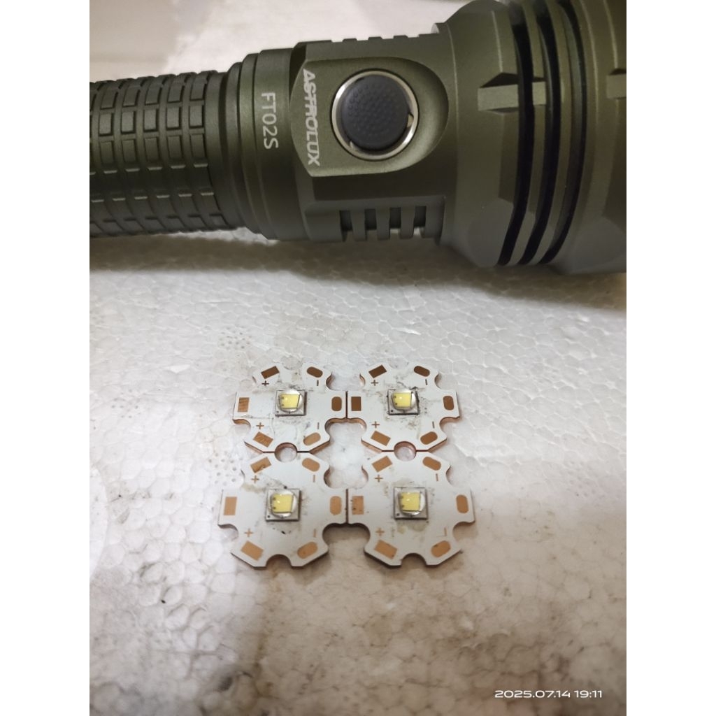 led sst40 copotan astrolux ft02s  6500cahayanya