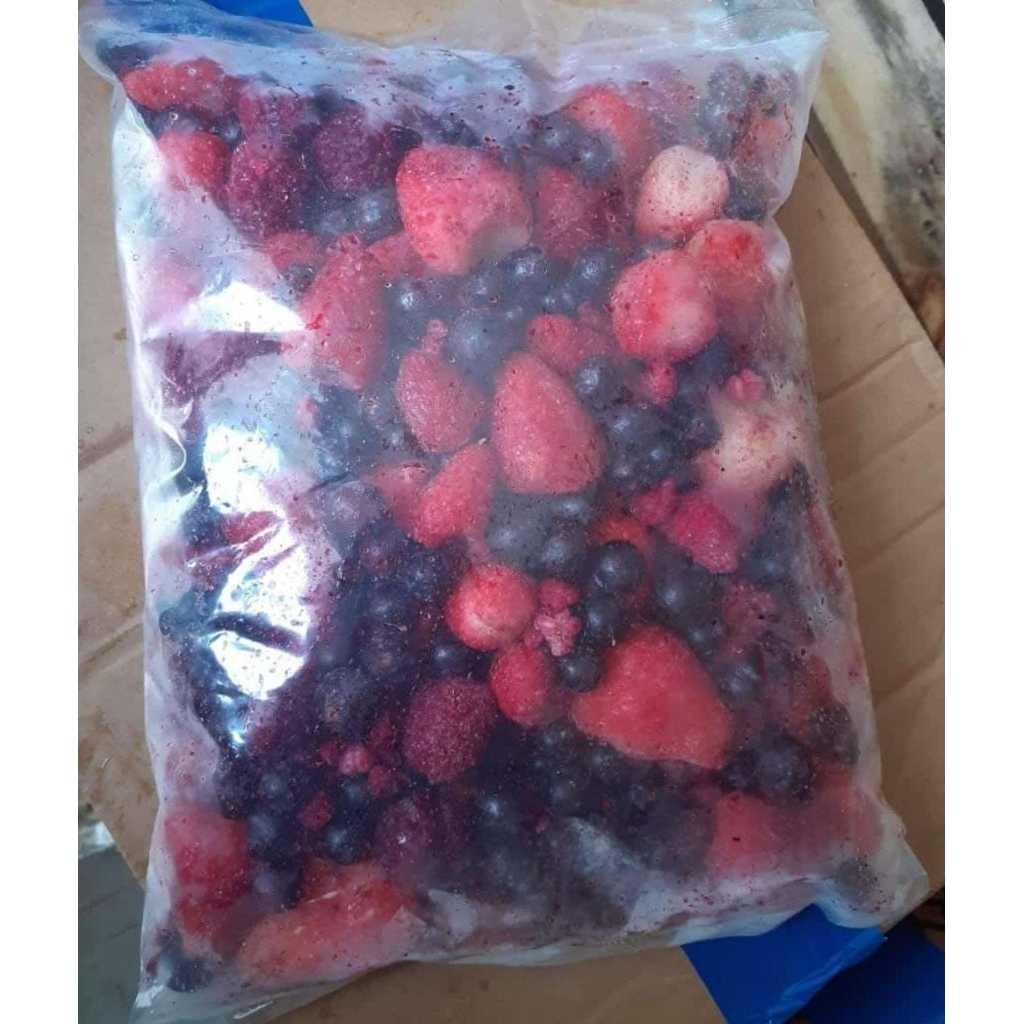 

BUAH FROZEN IMPORT MIX BERRY 1KG