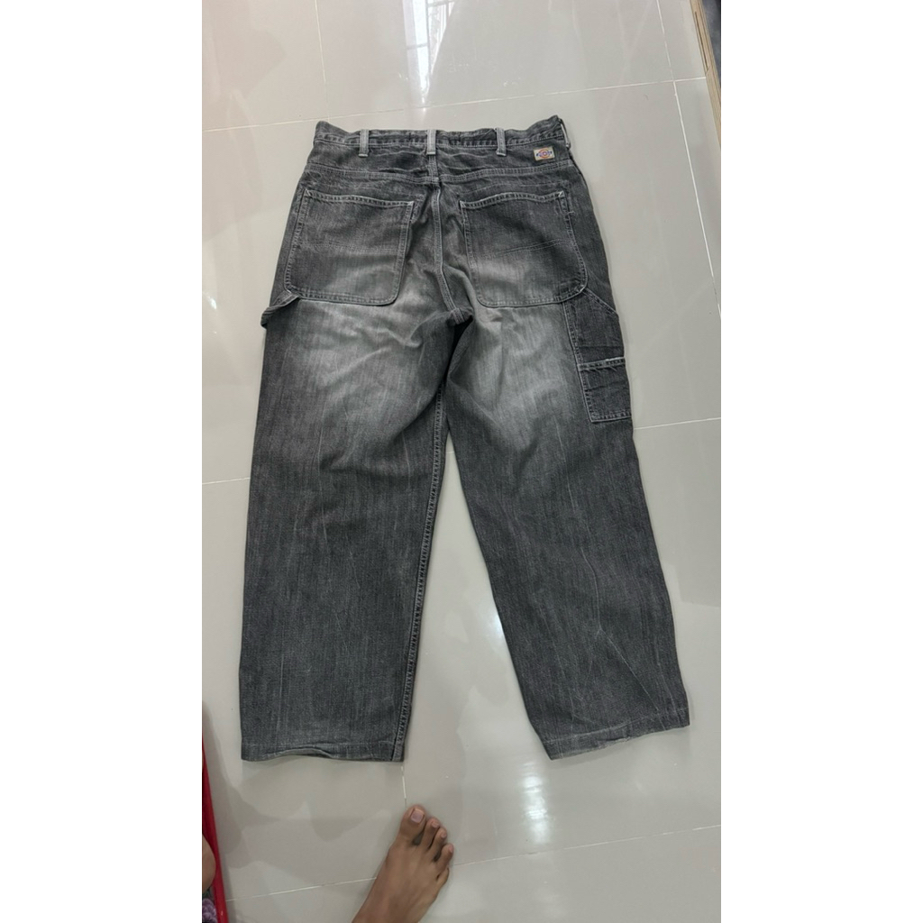 baggy pants by dickies