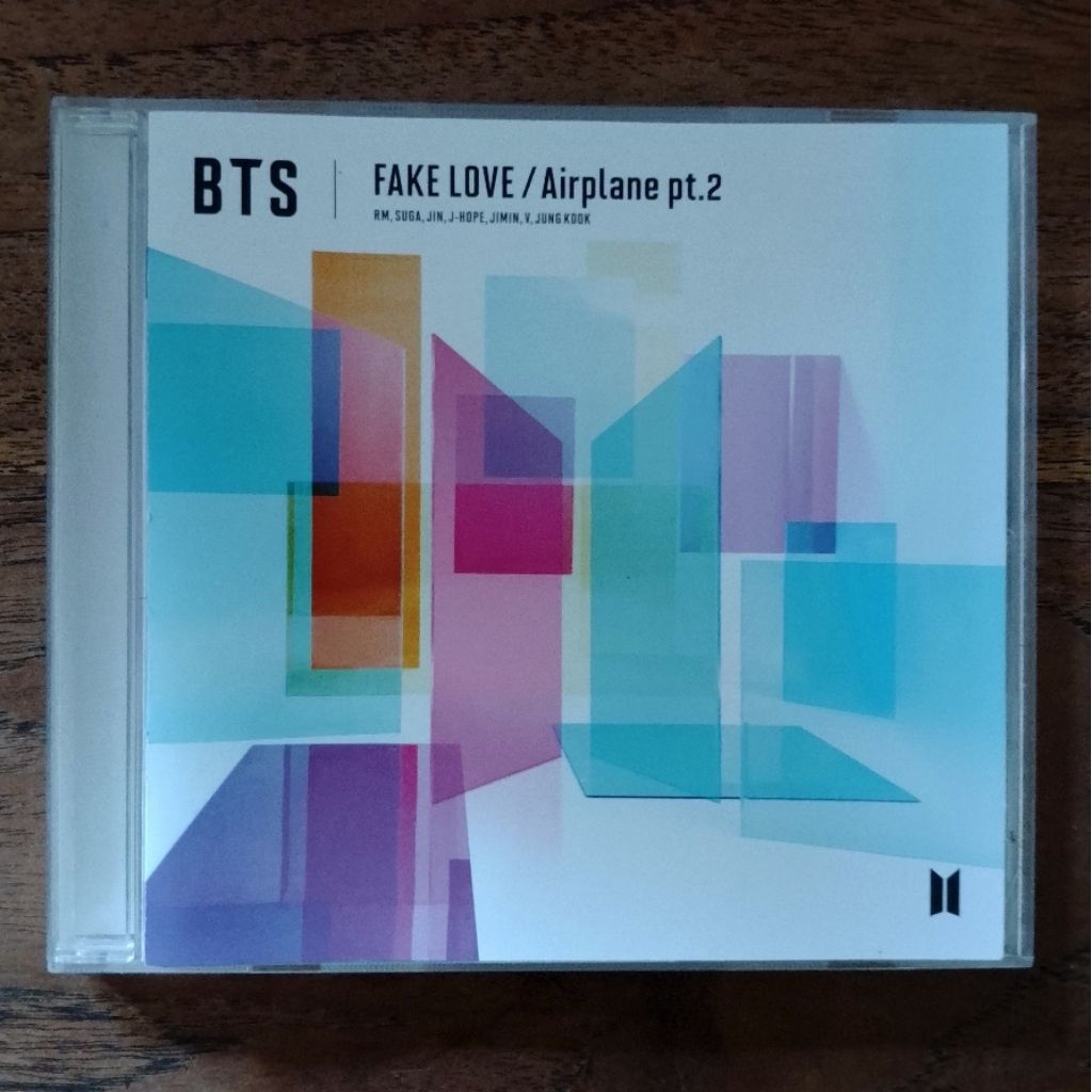 CD Single BTS - Fake Love / Airplane pt.2 (Import Japan)