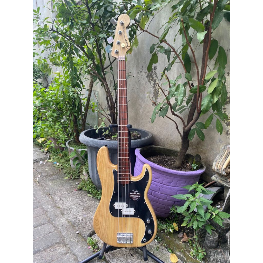 bass fender precission 4string
