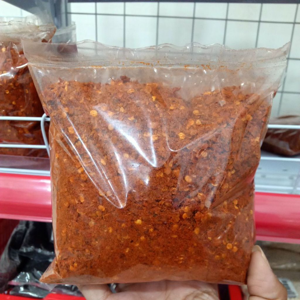 

CHILI OIL BUBUK REACK 250GRAM DAN 100GRAM