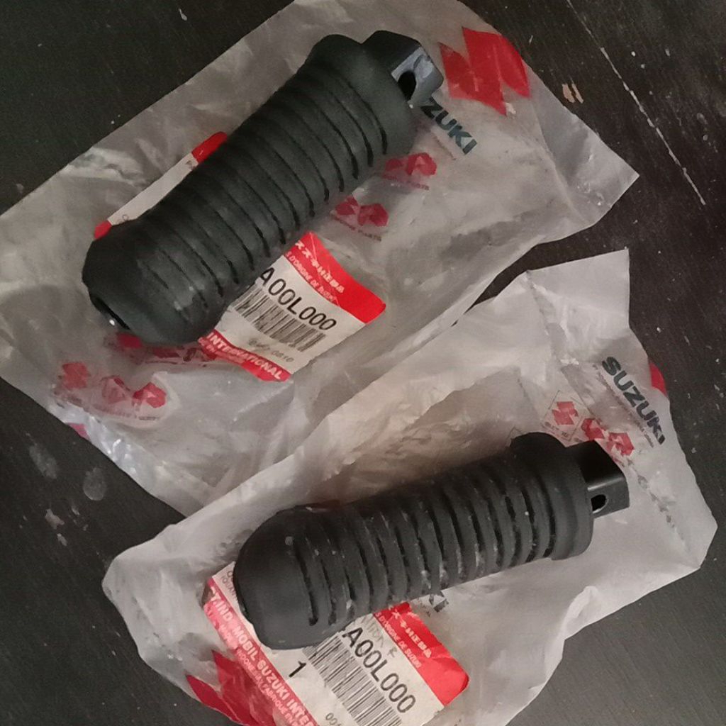 Footstep belakang Suzuki Shogun / Satria KANAN