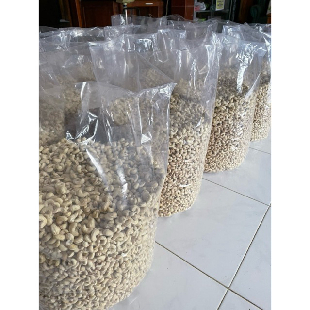 

mete mentah utuh kering