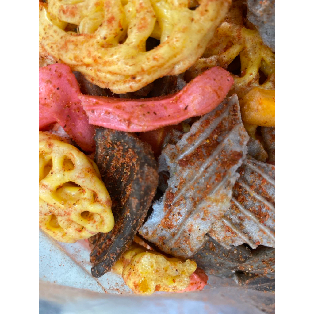 

kerupuk seblak campur 250 gram