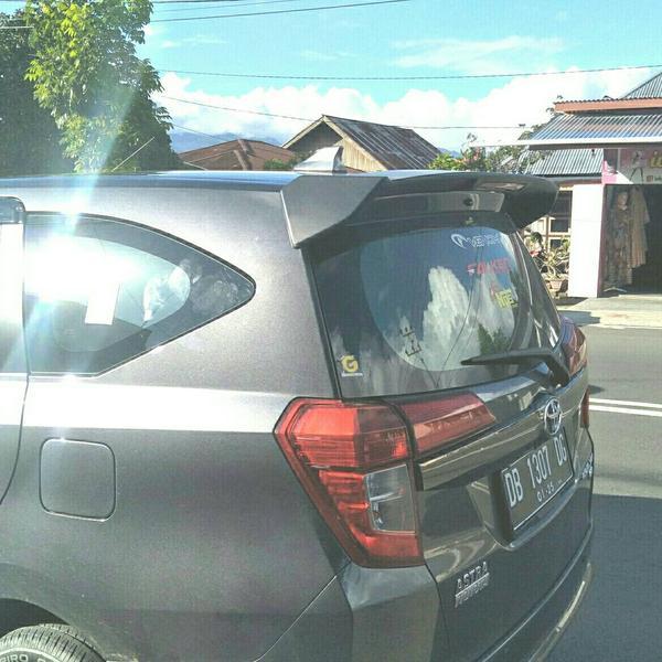 Spoiler Topi Beakang Mobil Toyota Calya / Sigra