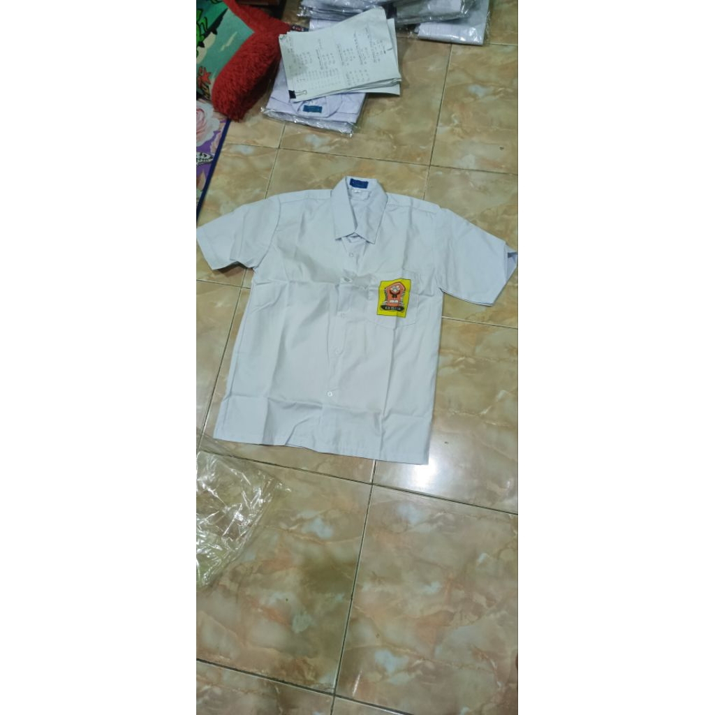Seragam Putih SMA