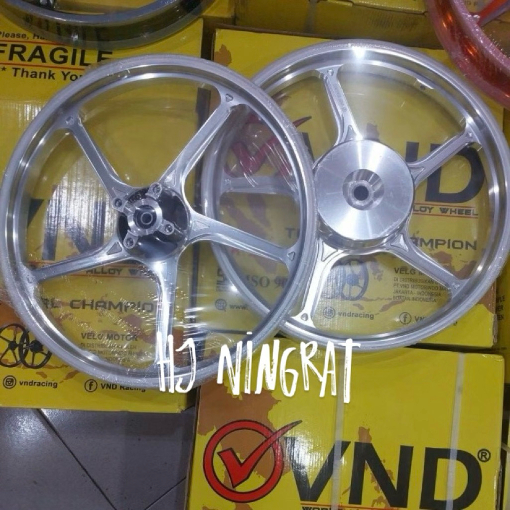 VELG VND AK 55 VARIO 125 RING 17 VELG VND AK 55 VARIO 110 VELG VND AK 55 SCOOPY VELG VND AK 55 GENIO