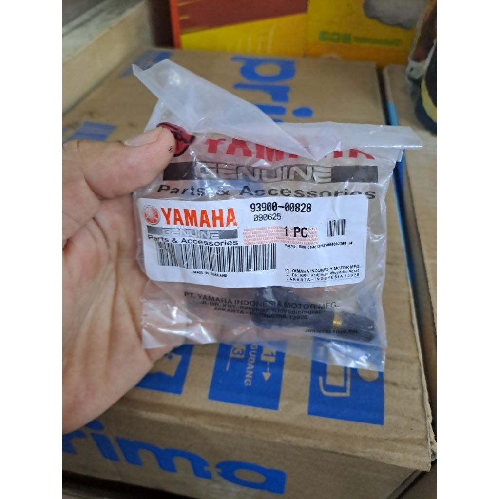 PANTEL TUBLESS YAMAHA BUAT NMAX OLD NMAX NEW KODE 93900-00828