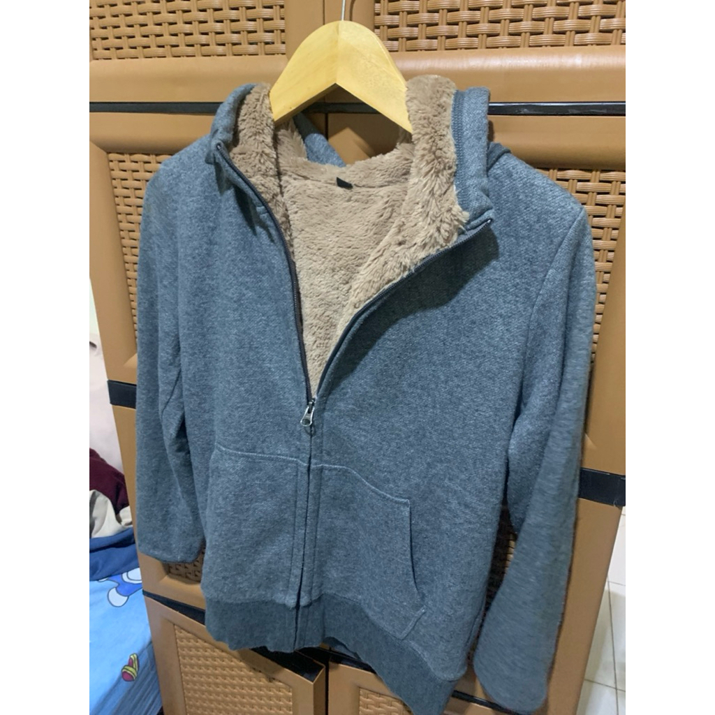 Uniqlo zip