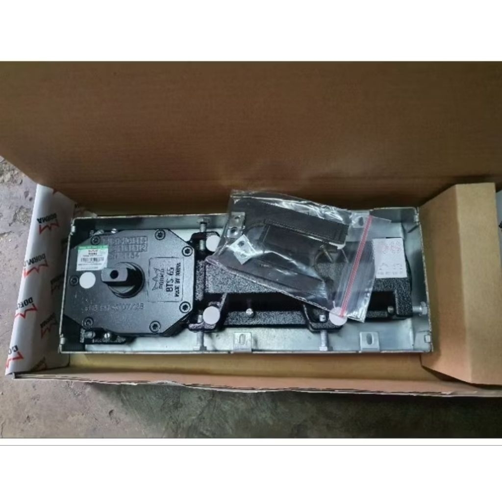 FLOORHINGS DORMA BTS 65 kumplit pact fitting dorma