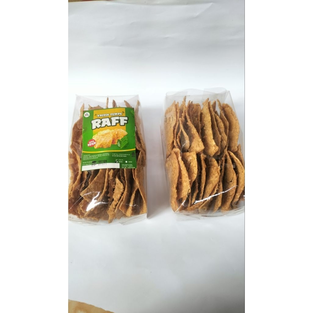 

KRIPIK TEMPE DAUN JERUK/KRIPIK TEMPE ENAK /KRIPIK TEMPE TEPUNG/250 GR