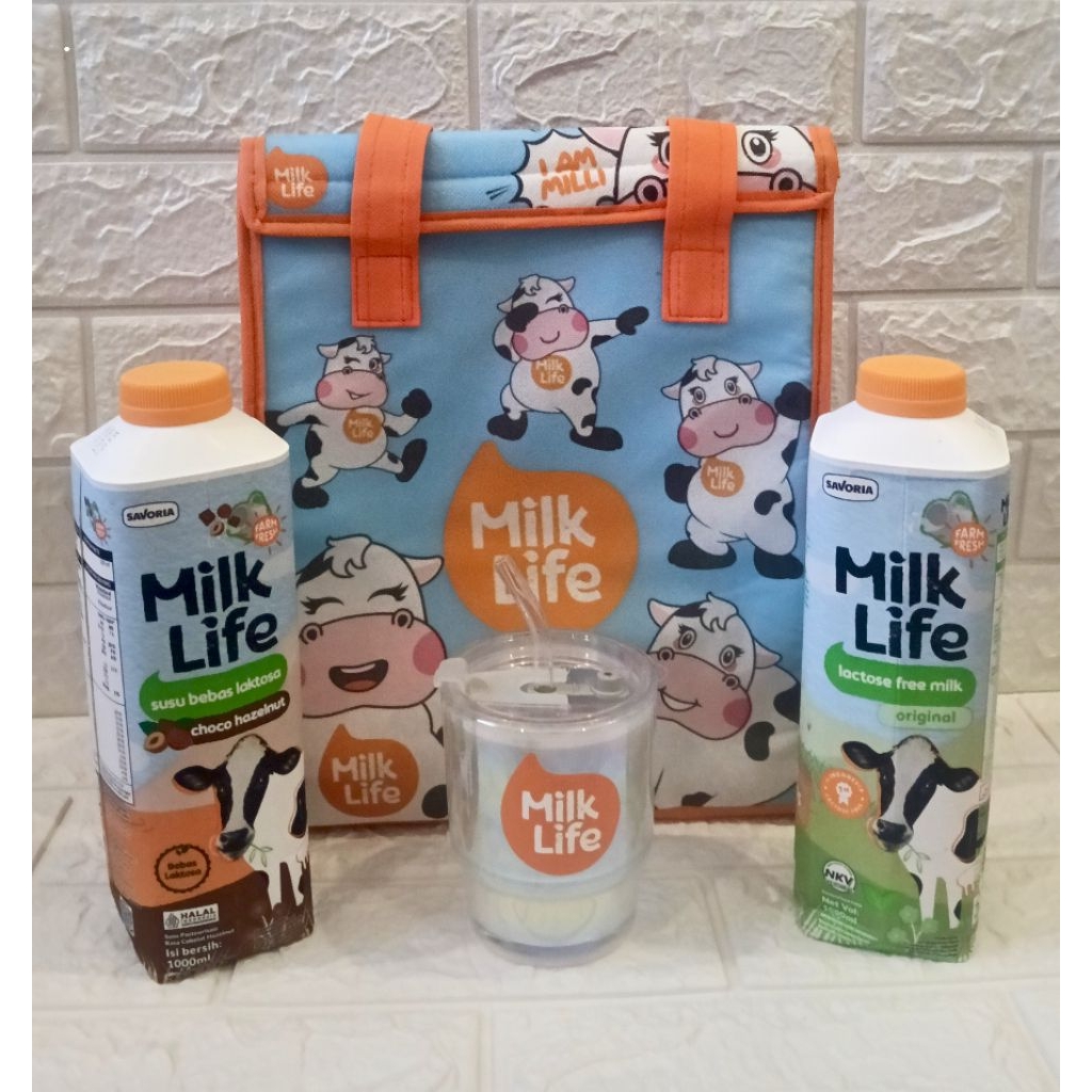 

Paket Susu Milk Life Fresh Milk free Gelas Hologram dan Cooler Bag Milk Life PRJ 2025