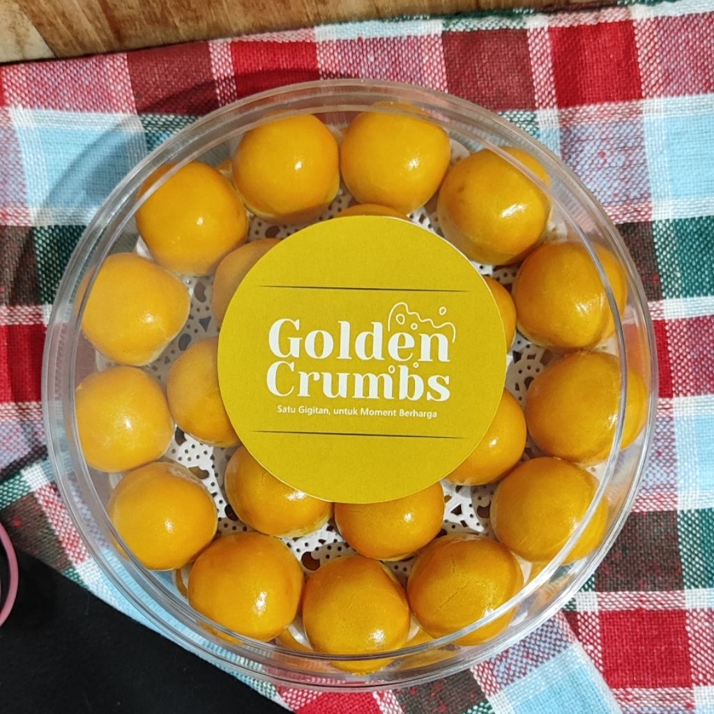 

Kue Nastar Premium Butter Wijsman – Lumer di Mulut dengan Isian Nanas Segar dan Gurih