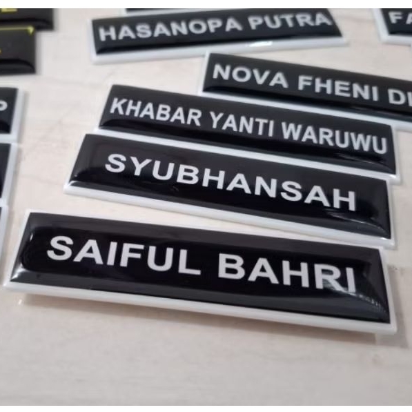 

Name Tag Custom Akrilik Hitam Putih Desain Nama dan Logo / Name Tag ASN PNS PPPK