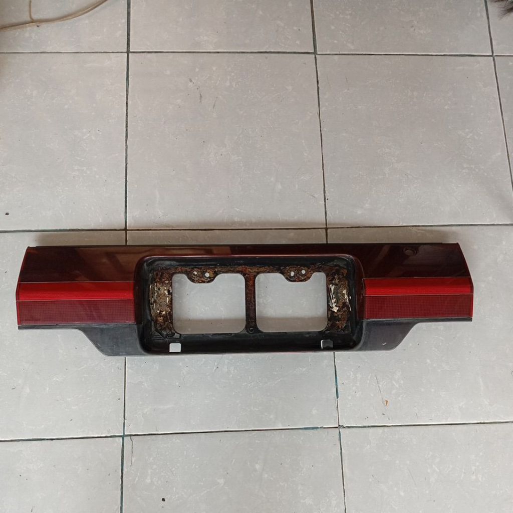 garnish stoplamp corolla twincam liftback