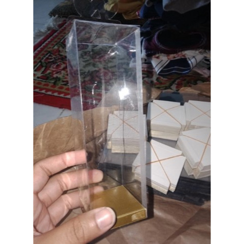 

(MIKA SAJA) Kotak Mika Souvenir Ukuran 5x5x20 cm