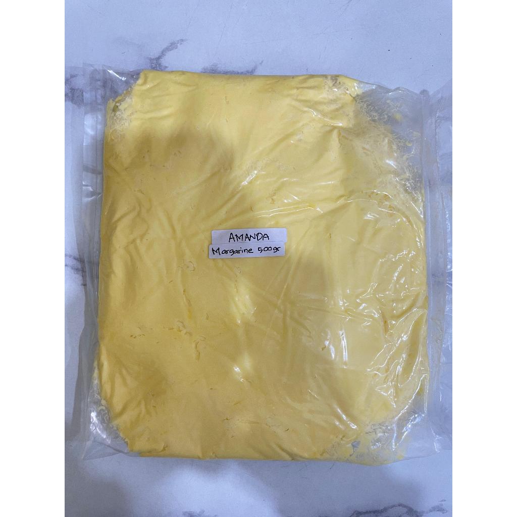 

Amanda Margarin repack-an kemasan 500gr dan 1kg