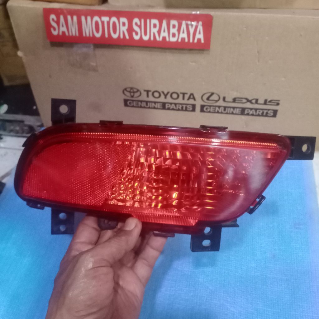 Mata kucing reflektor bemper belakang Wuling confero db Original
