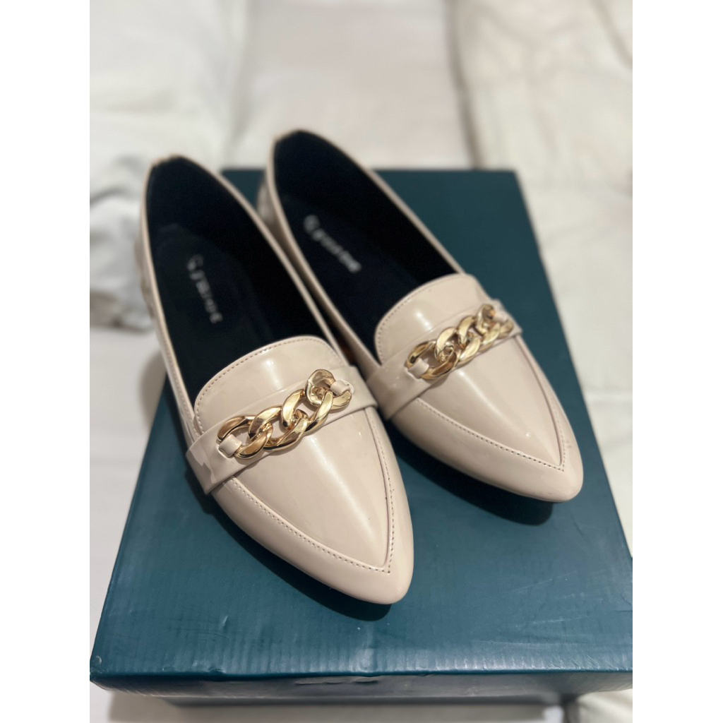valerie lux flat shoes