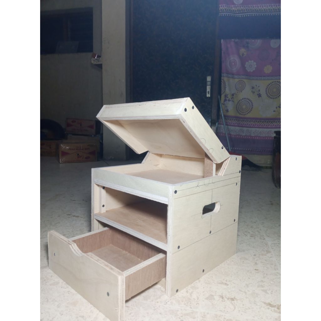 RAK AKSESORIS MINIATUR SOUND SISTEM TYPE J untuk mixer 4 channel