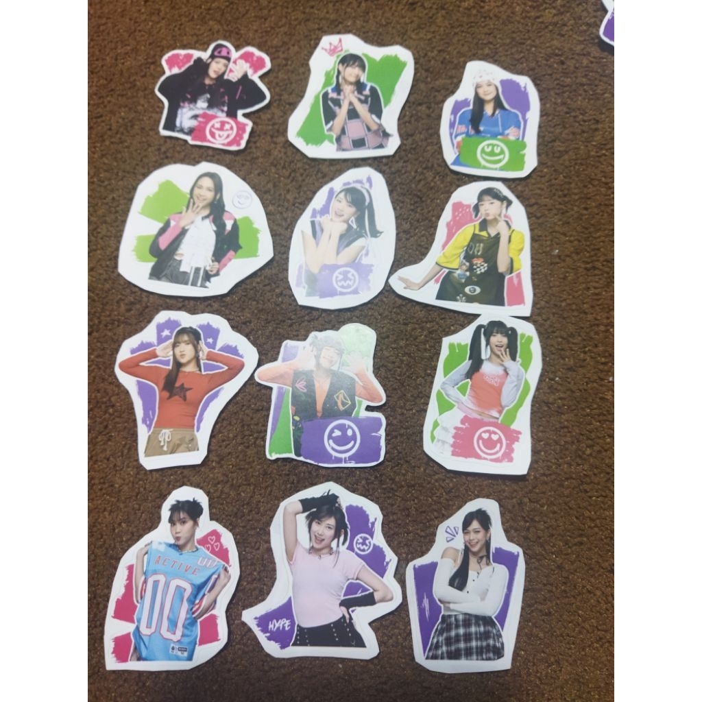

Stiker Axioo X JKT48 Official ( 1an )