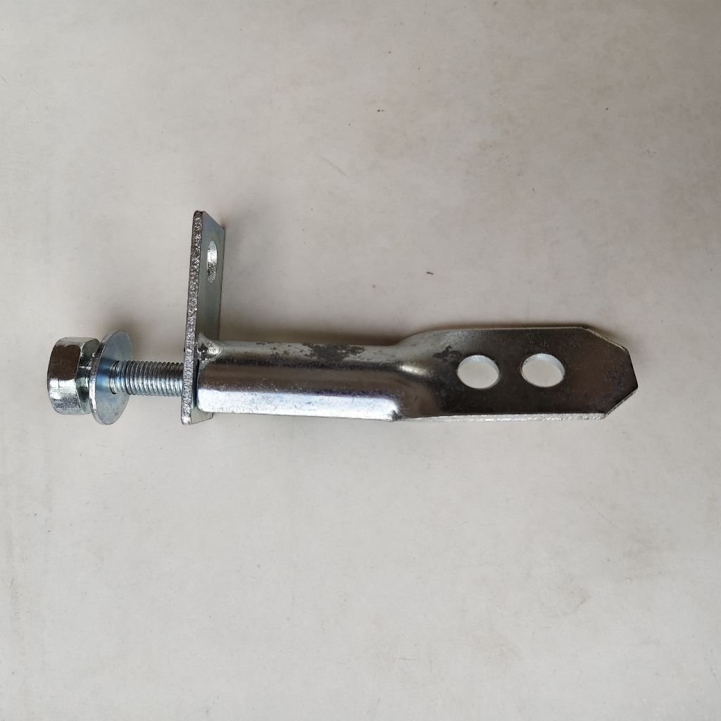 Baut ban serep daihatsu grand GRAN max pick up