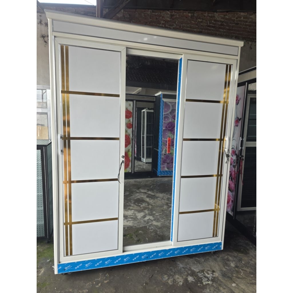 Lemari baju alumunium acp bahan tebal/jumbo