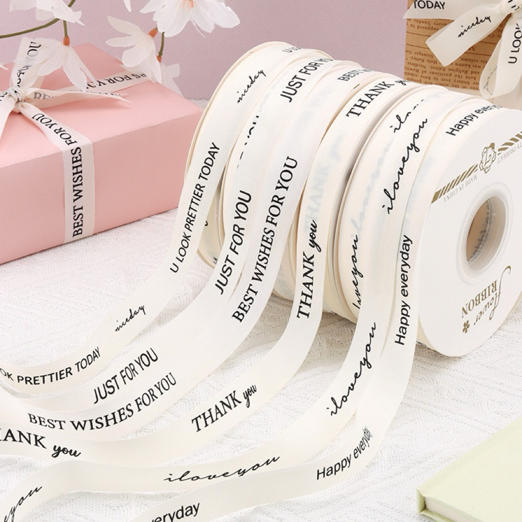 

[1 ROLL 40 YARD] Pita Satin Putih 4 Motif | Pita Satin | Pita Buket Bunga | Hiasan Dekorasi