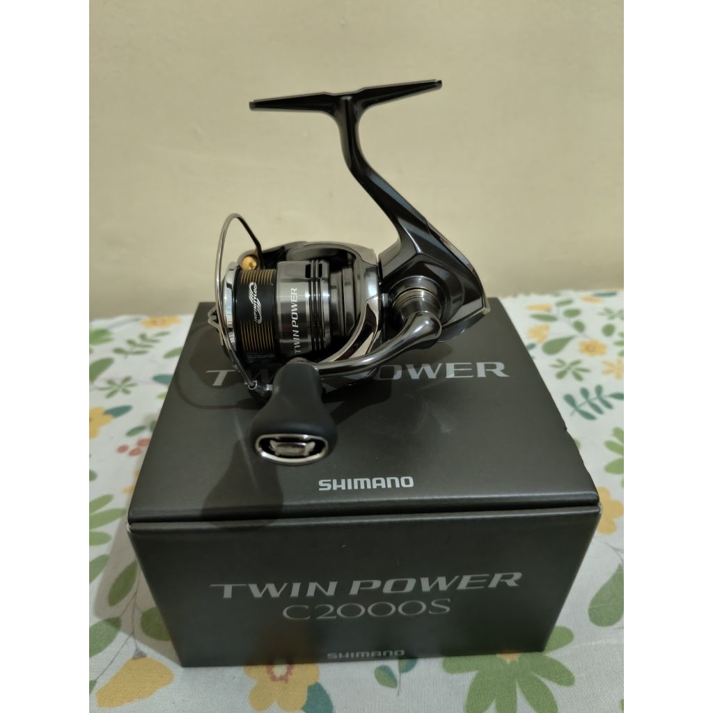 Reel Shimano Twin Power FE 2024 C2000S